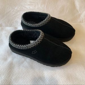 UGG Tasman Slippers - Size 9 W